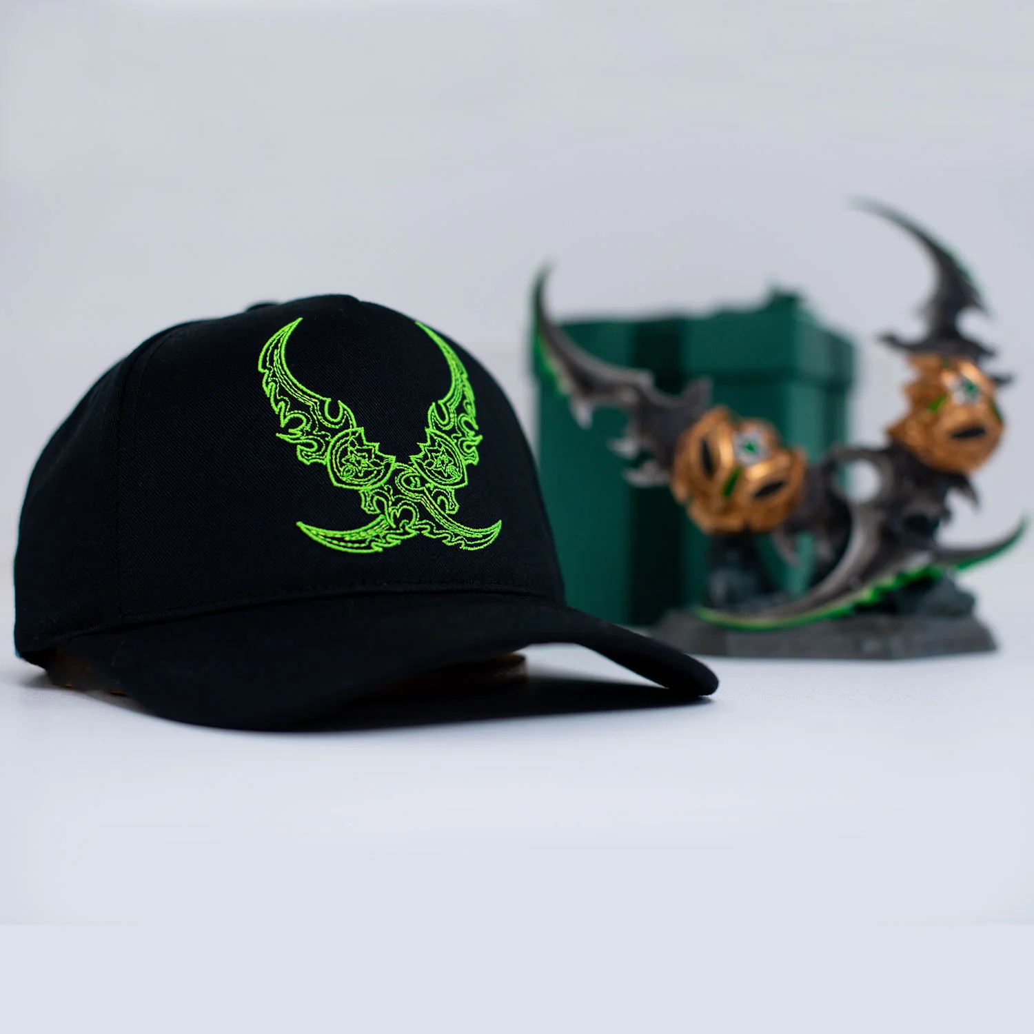 World of Warcraft Warglaives of Azzinoth Snapback Hat - Image 8